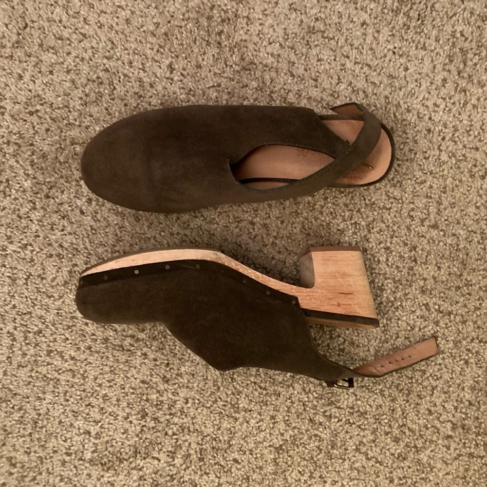 Madewell Marlo Slingback Clog in Green Suede 10